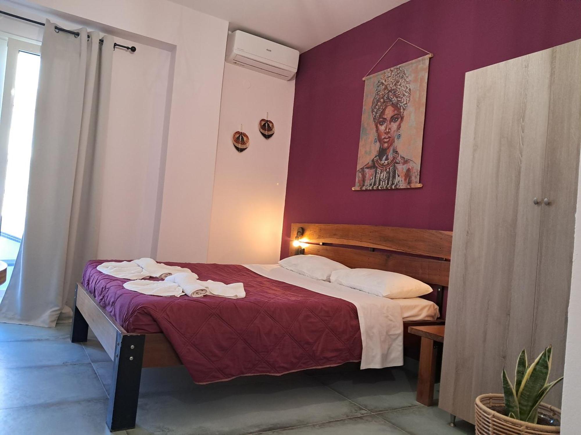 Poppy Beloni Chrissi Akti Chania Exterior foto