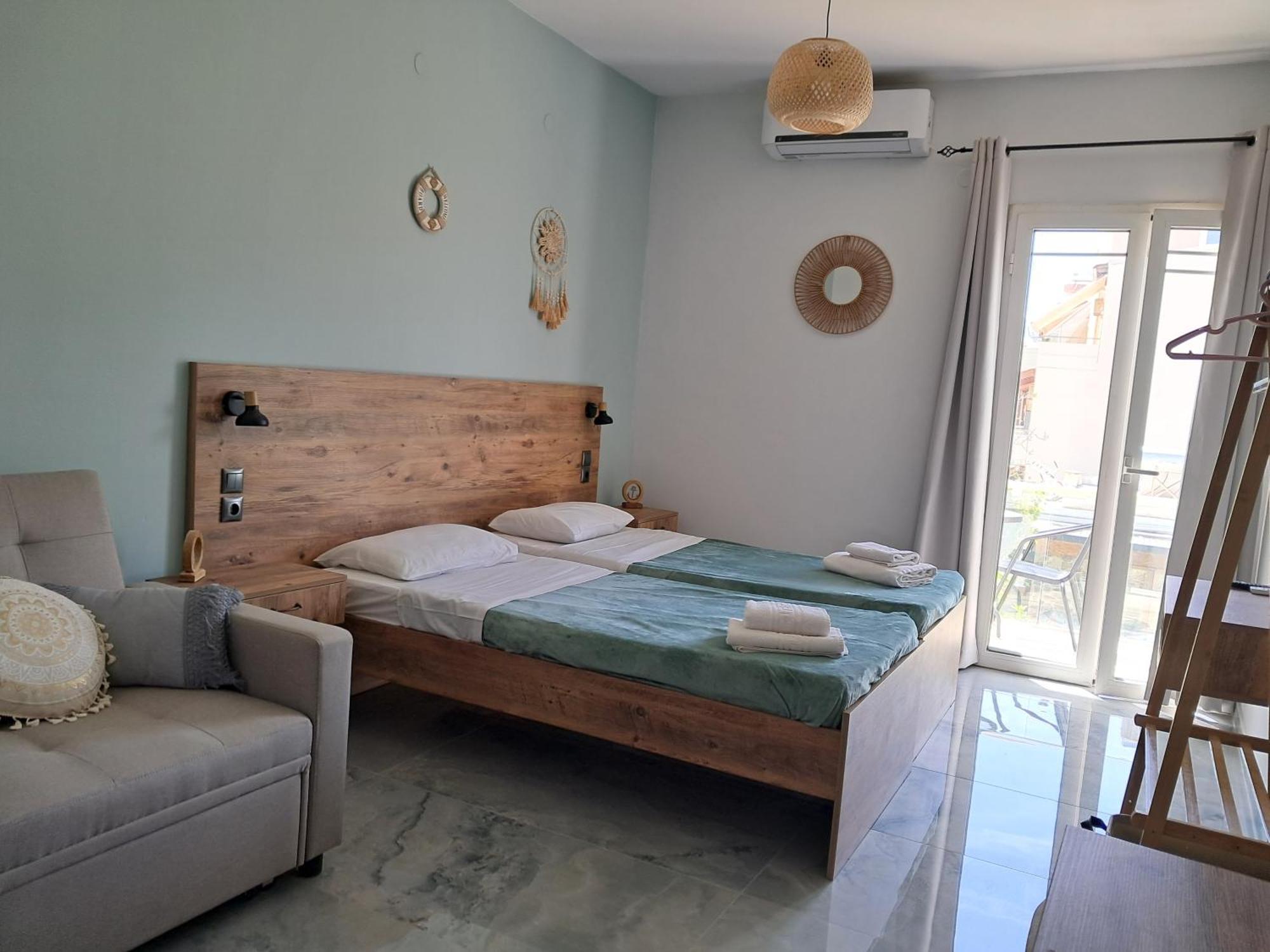 Poppy Beloni Chrissi Akti Chania Exterior foto
