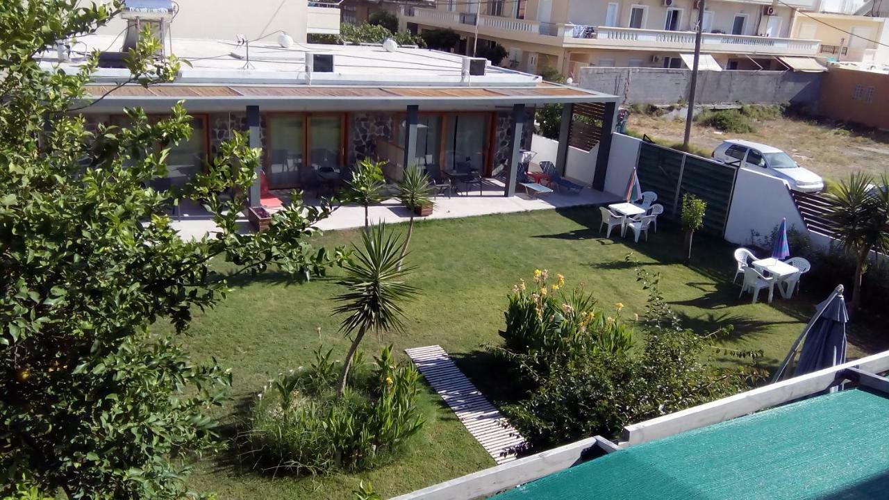 Poppy Beloni Chrissi Akti Chania Exterior foto