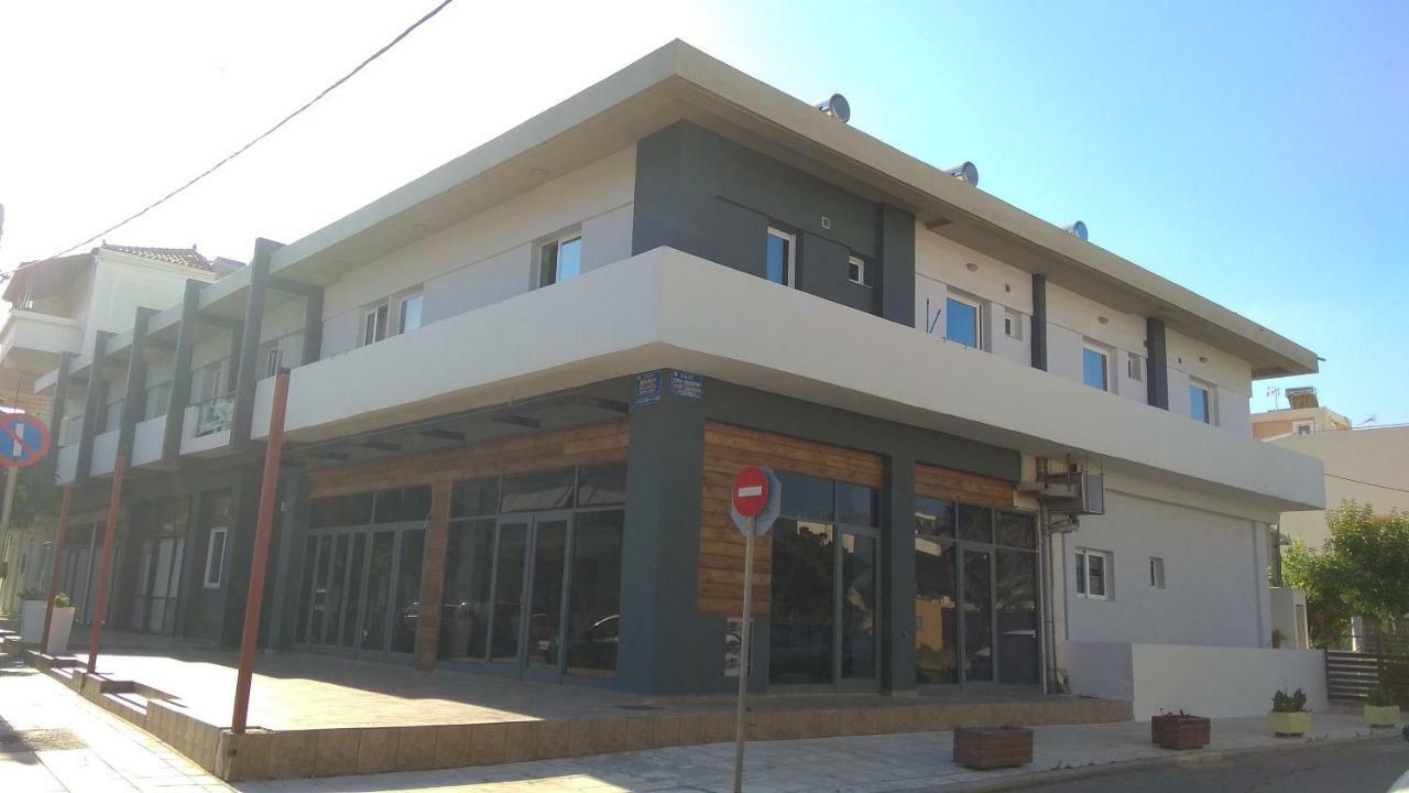 Poppy Beloni Chrissi Akti Chania Exterior foto